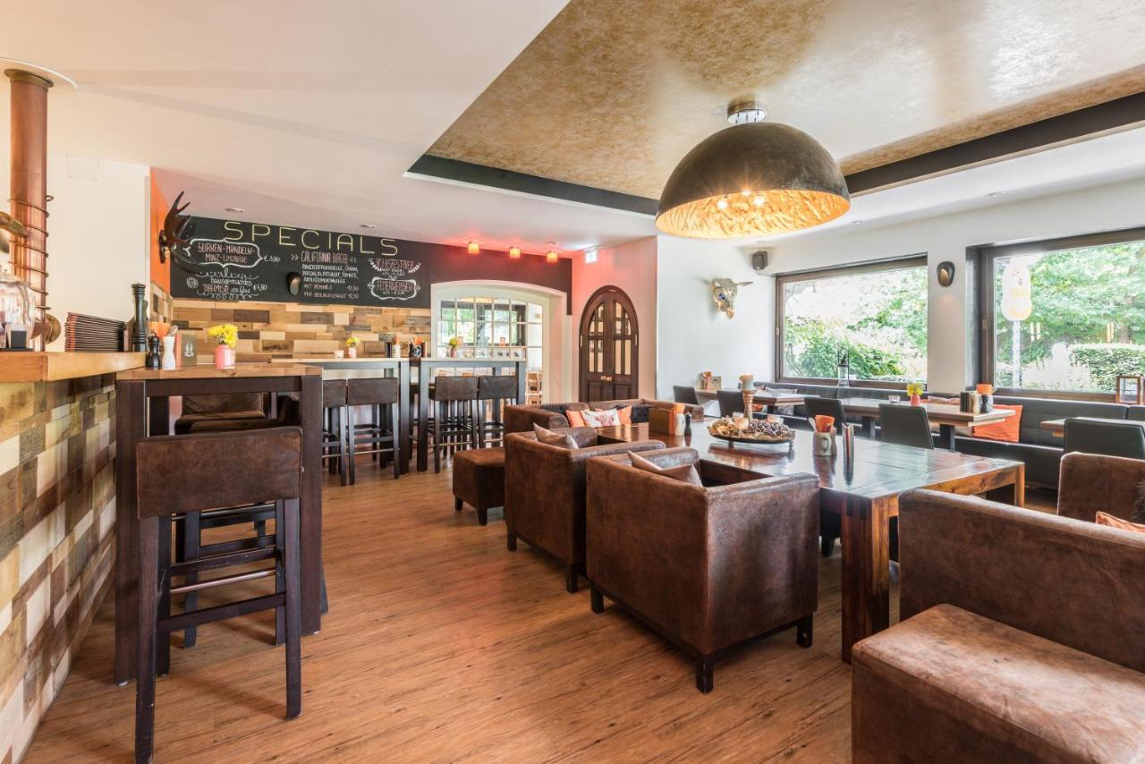 Engel Hotel Grill Bar Niedernhausen Exteriör bild